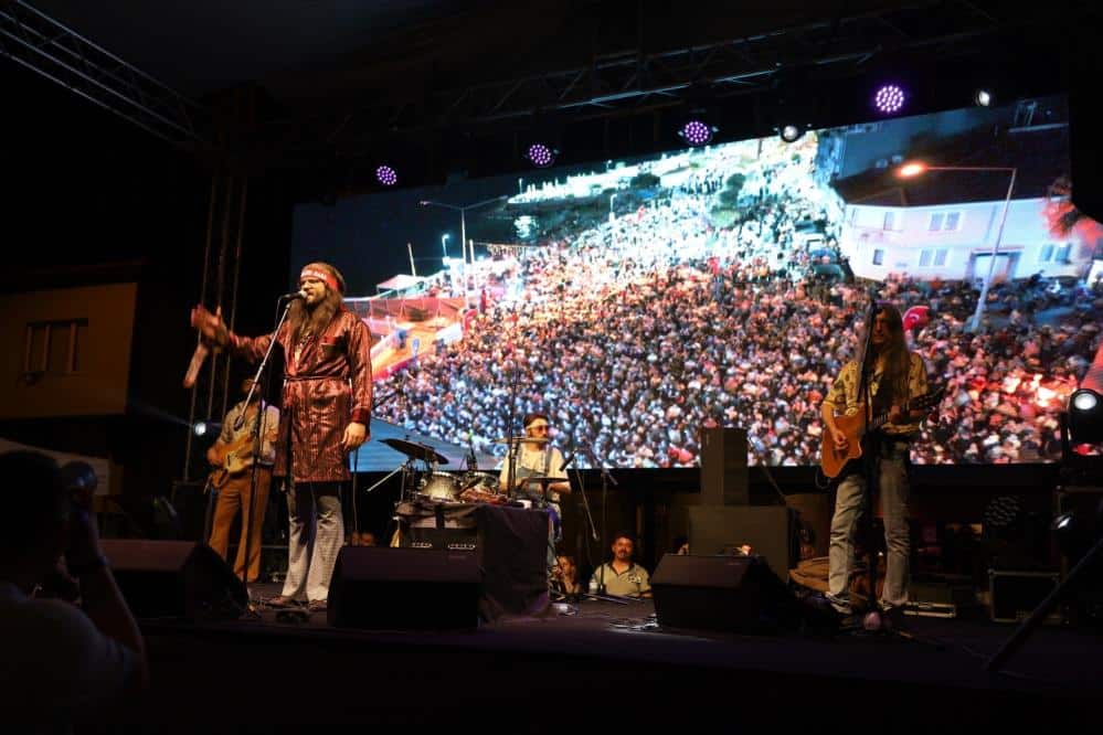 Bursada Nerde o eski günler dedirten konser Bursa ya Dair Her Şey